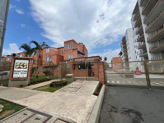 Casas, Alquiler en Valle del Lili