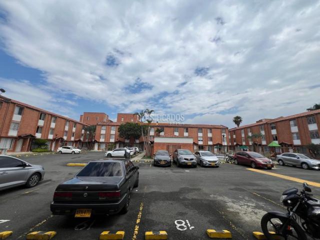 Casas, Alquiler en Valle del Lili