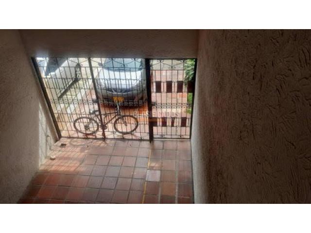 Apartamentos, Alquiler en La Flora