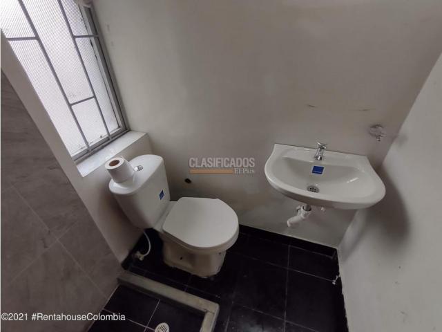 Oficinas y Consultorios, Alquiler en Bogotá