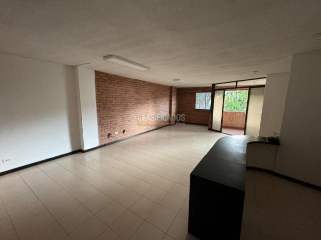 Oficinas y Consultorios, Alquiler en Tequendama