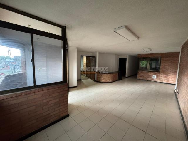 Oficinas y Consultorios, Alquiler en Tequendama