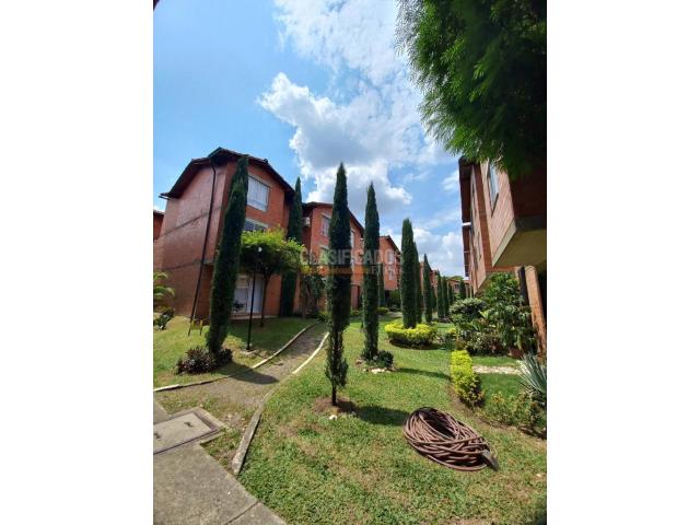 Casas, Alquiler en Valle del Lili