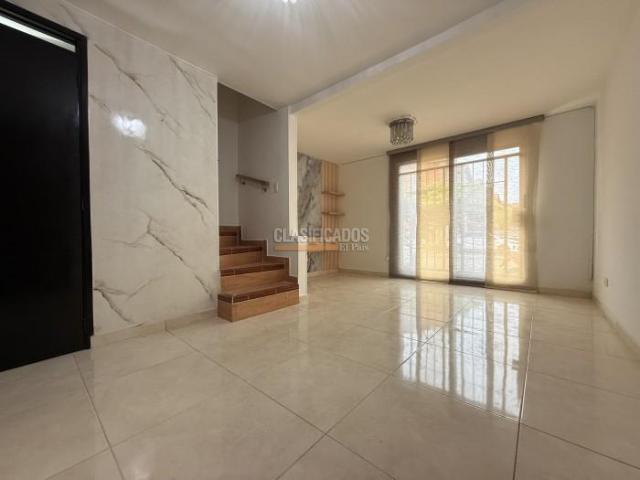 Casas, Alquiler en Valle del Lili