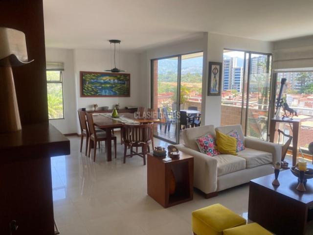 Apartamentos, Venta en Ciudad Jardín