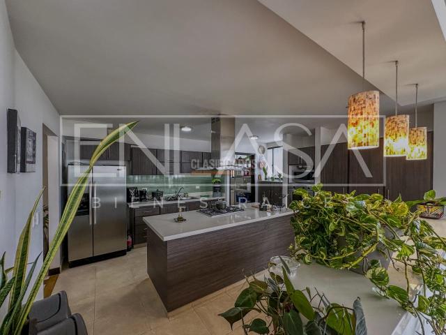 Apartamentos, Alquiler en Arboleda