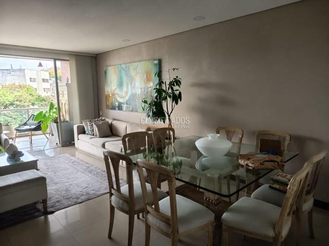 Apartamentos, Venta en Santa Mónica Residencial