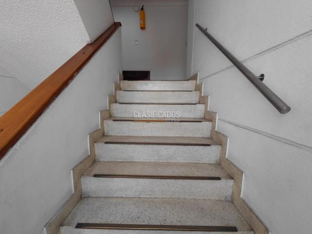 Apartamentos, Alquiler en La Flora