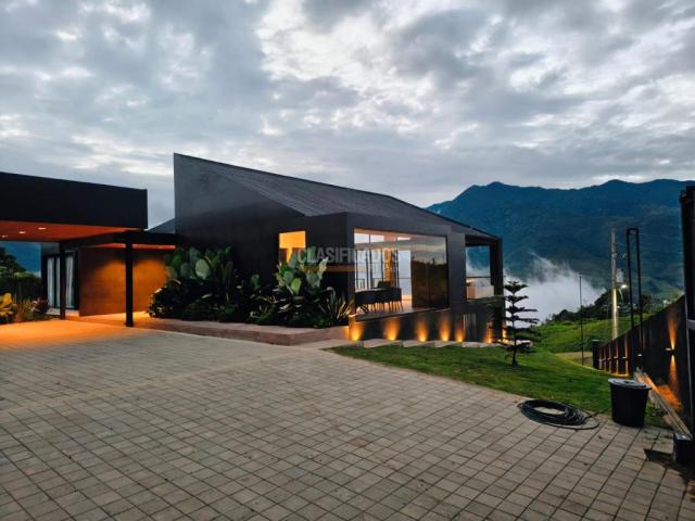 Fincas y Casas Campestres, Venta en Calima (Darién)