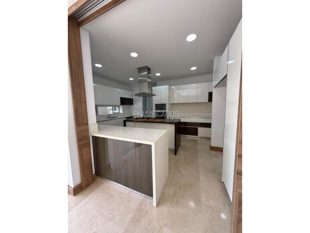 Apartamentos, Venta en Pance