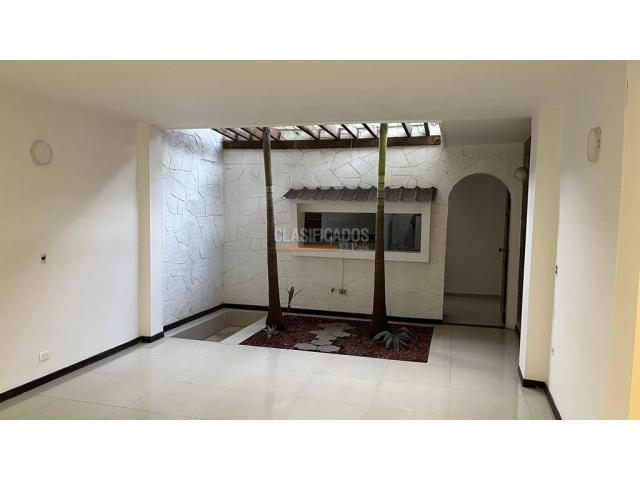 Apartamentos, Alquiler en La Flora