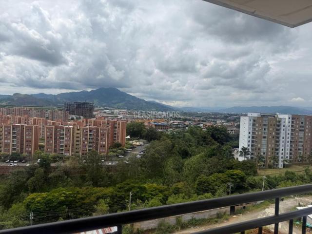 Apartamentos, Venta en Pereira