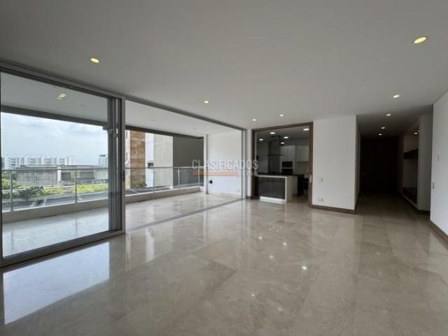 Apartamentos, Venta en Pance