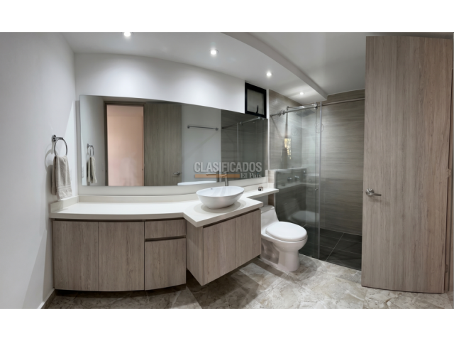 Apartamentos, Venta en Valle del Lili