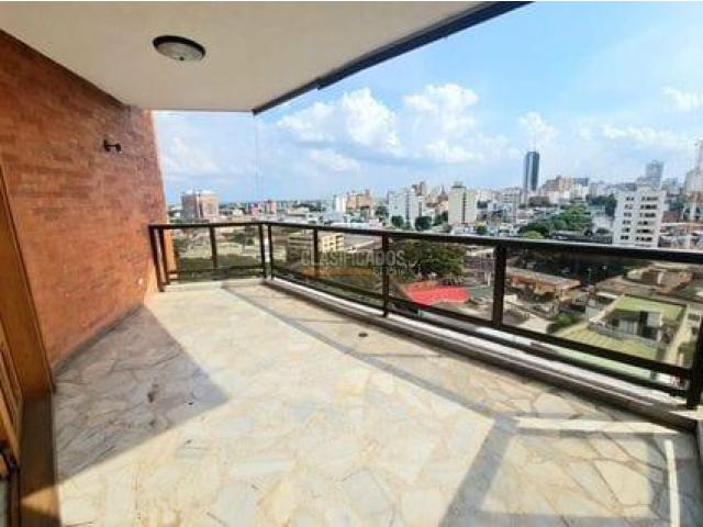 Apartamentos, Venta en Santa Mónica Residencial