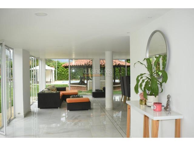Casas, Venta en La Morada