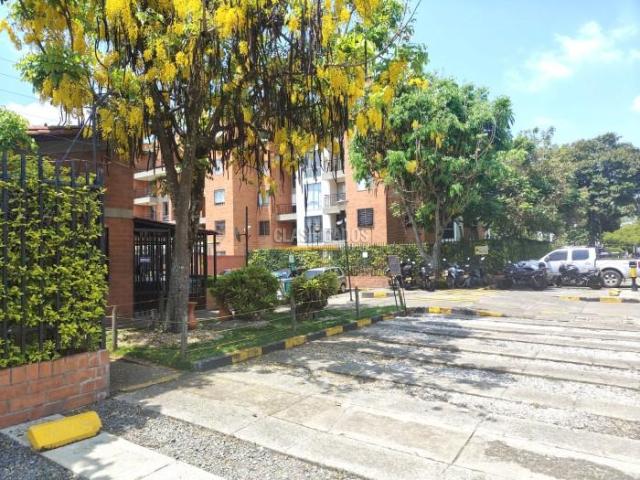 Apartamentos, Venta en Valle del Lili