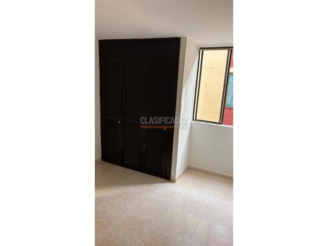 Apartamentos, Alquiler en Comfenalco