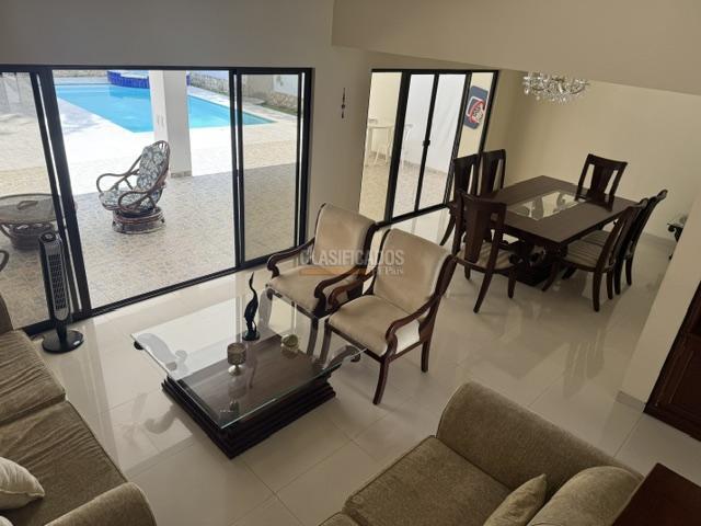 Casas, Venta en Altos de Ciudad Jardín