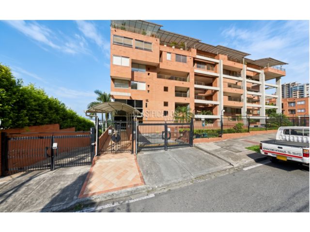 Apartamentos, Venta en Lomas de Menga