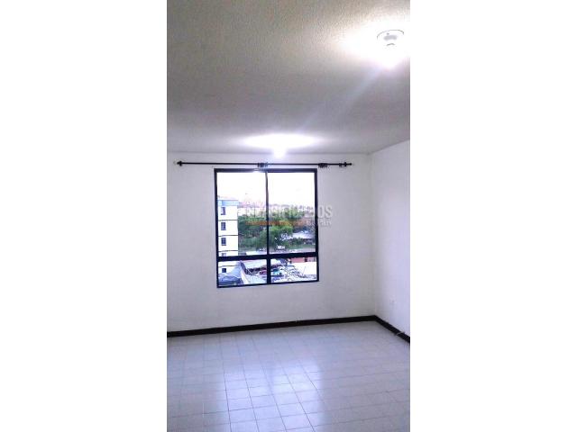Apartamentos, Alquiler en Belisario Caicedo