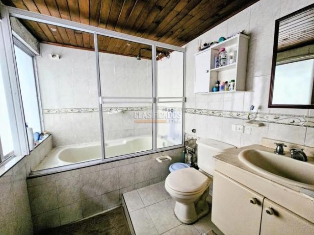 Casas, Venta en Prados del Norte