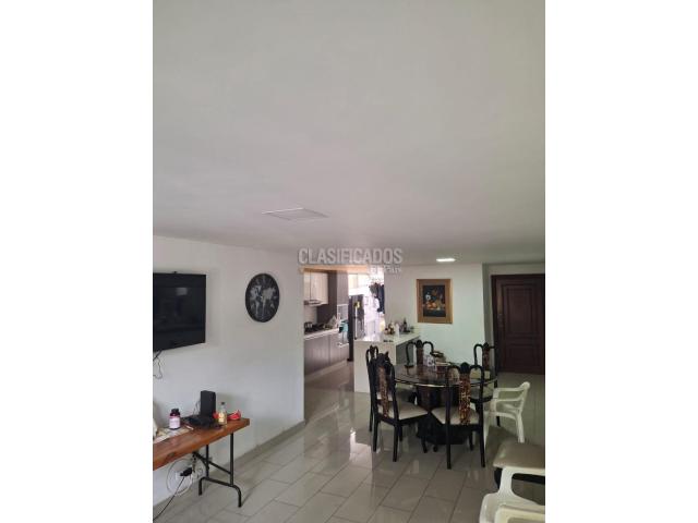 Apartamentos, Venta en Gran Limonar
