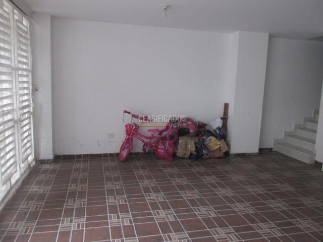 Edificios, Venta en Caney