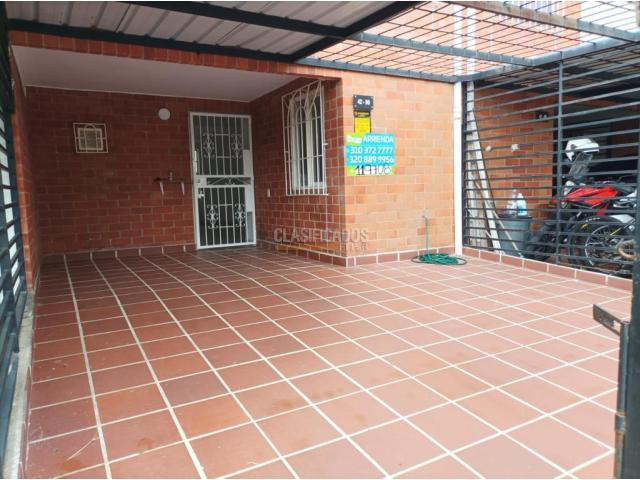 Casas, Alquiler en Ciudad Pacifica