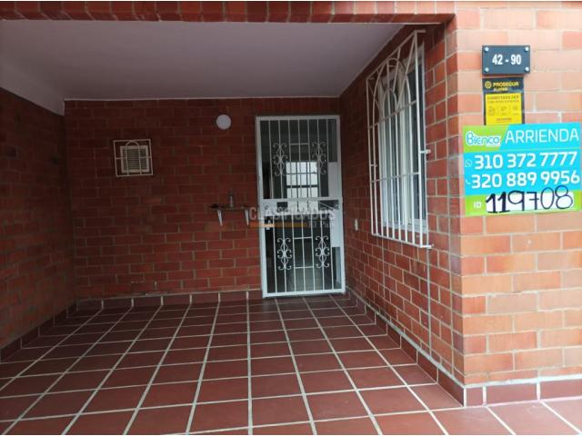 Casas, Alquiler en Ciudad Pacifica