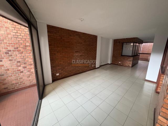 Oficinas y Consultorios, Alquiler en Tequendama