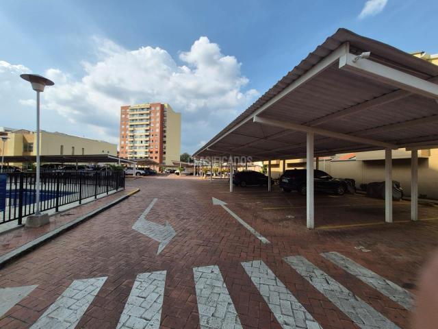 Apartamentos, Venta en Ciudad Jardín