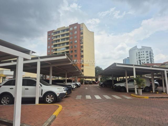 Apartamentos, Venta en Ciudad Jardín