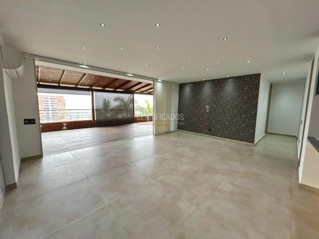 Apartamentos, Venta en Cristales