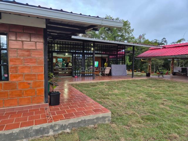 Fincas y Casas Campestres, Venta en La Cumbre