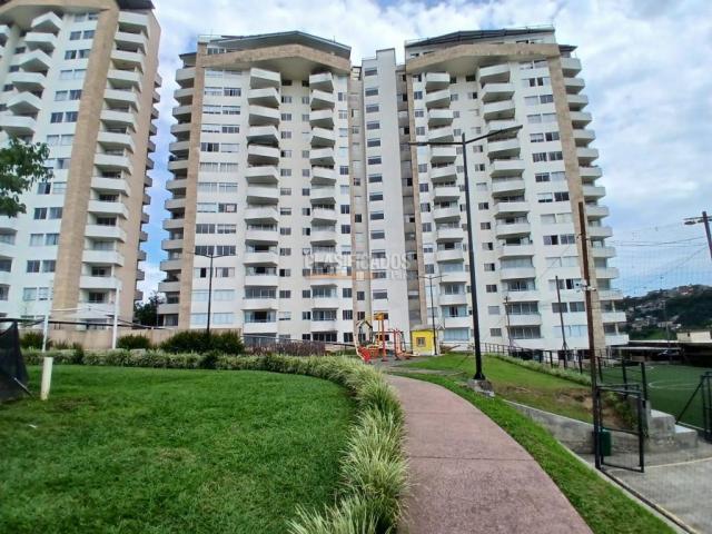 Apartamentos, Venta en Pereira