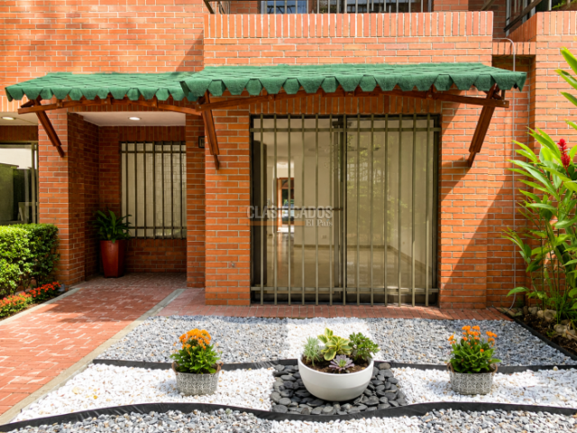 Casas, Venta en San Joaquín
