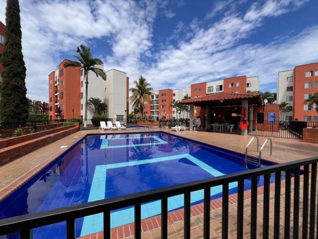Apartamentos, Alquiler en Ciudad 2.000