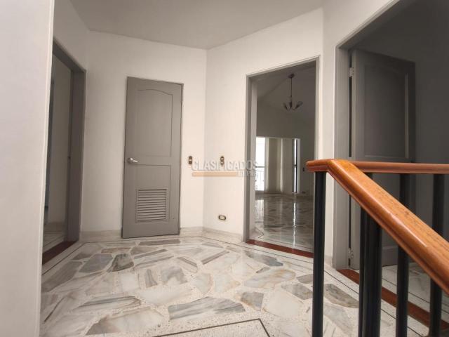 Casas, Alquiler en La Hacienda