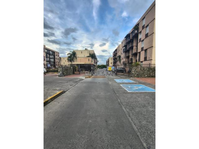 Apartamentos, Venta en Valle del Lili