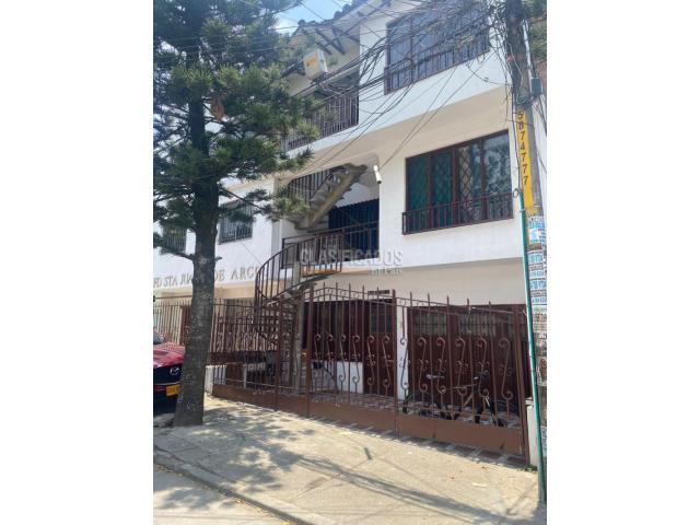 Casas, Venta en Las Granjas