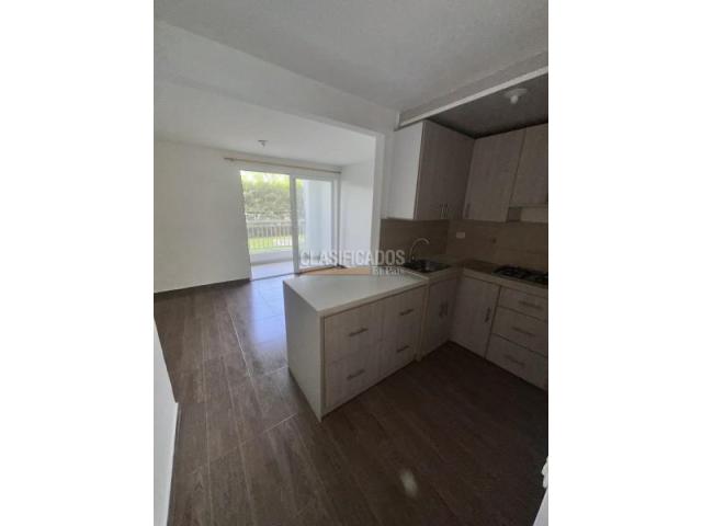 Apartamentos, Alquiler en Guabinas