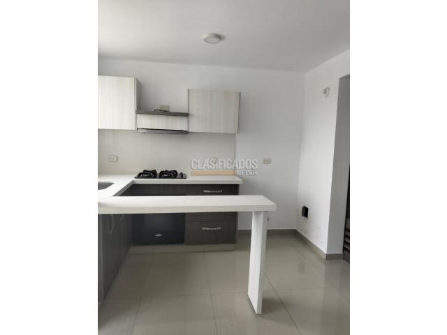 Apartamentos, Alquiler en Pereira