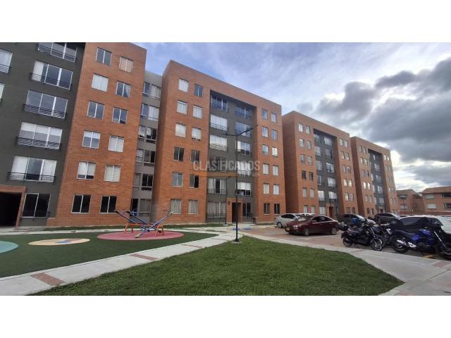 Apartamentos, Alquiler en Chía