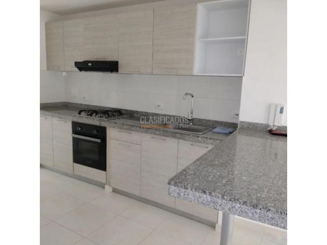 Apartamentos, Alquiler en El Refugio