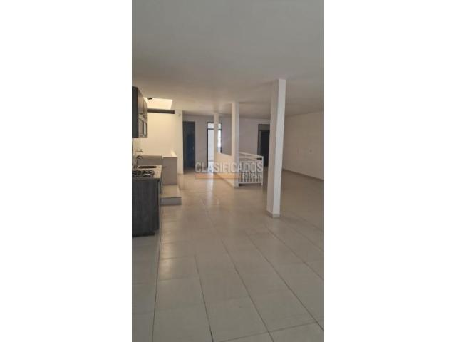Casas, Alquiler en Junín