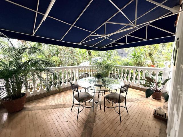 Casas, Venta en La Riverita