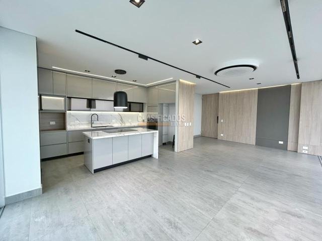 Apartamentos, Venta en Altos Menga