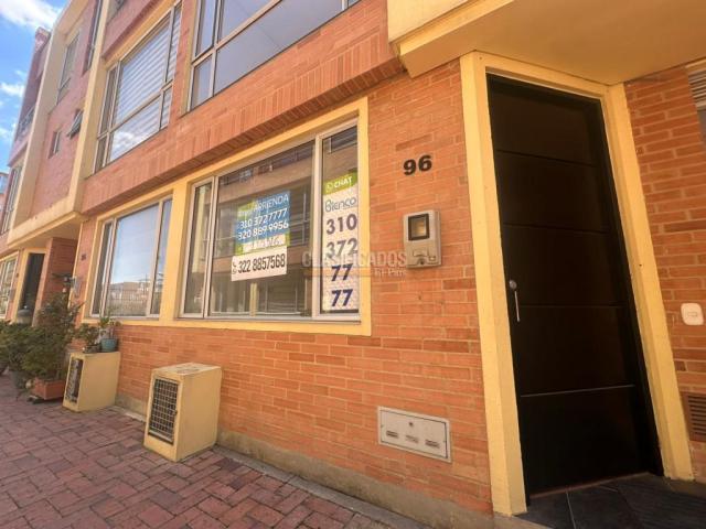 Casas, Alquiler en Funza