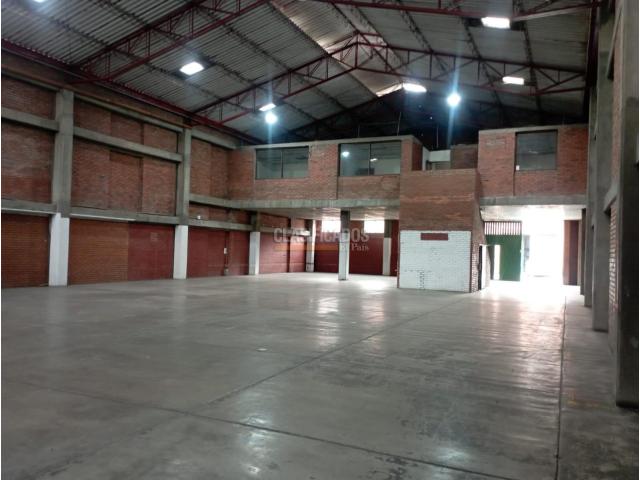 Locales y Bodegas, Alquiler en Yumbo